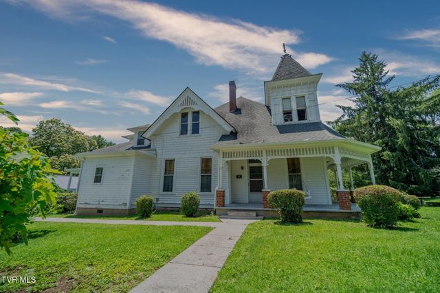 438 East Main Street, Rogersville, TN 37857