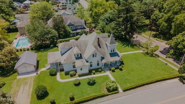 438 East Main Street, Rogersville, TN 37857