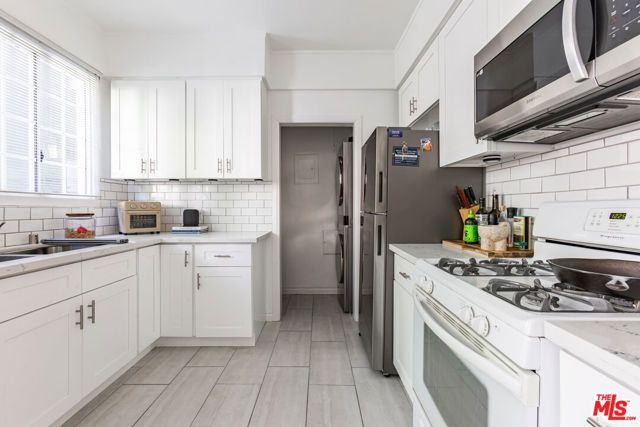 9660 W Olympic Boulevard, Beverly Hills, CA 90212