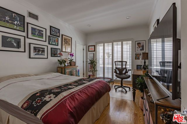 9660 W Olympic Boulevard, Beverly Hills, CA 90212