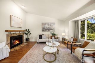 204 Mountain Park Boulevard SW #C302, Issaquah, WA 98027