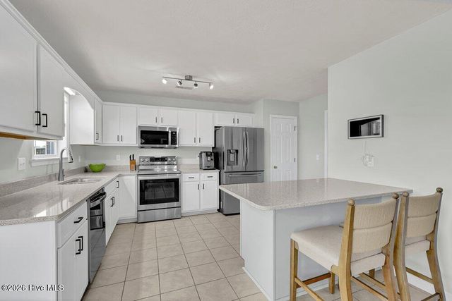 7115 Brittany Lakes Drive, Wilmington, NC 28411