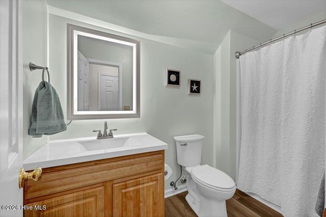 7115 Brittany Lakes Drive, Wilmington, NC 28411