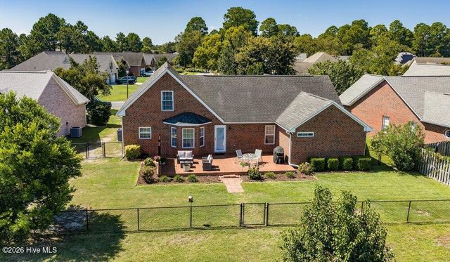 7115 Brittany Lakes Drive, Wilmington, NC 28411