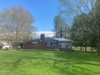 6192 Hurricane Road, Wise, VA 24293