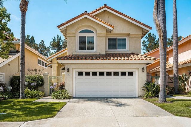 860 E Chisholm Court, Brea, CA 92821