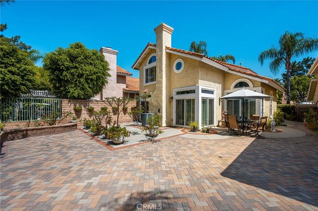 860 E Chisholm Court, Brea, CA 92821