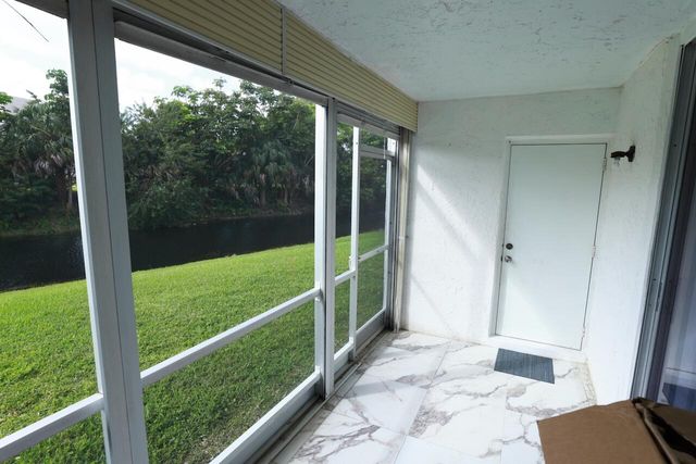 6570 Royal Palm Boulevard 106j, Margate, FL 33063