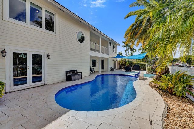 4011 NE 26th Avenue, Lighthouse Point, FL 33064