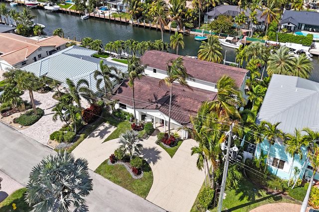 4011 NE 26th Avenue, Lighthouse Point, FL 33064