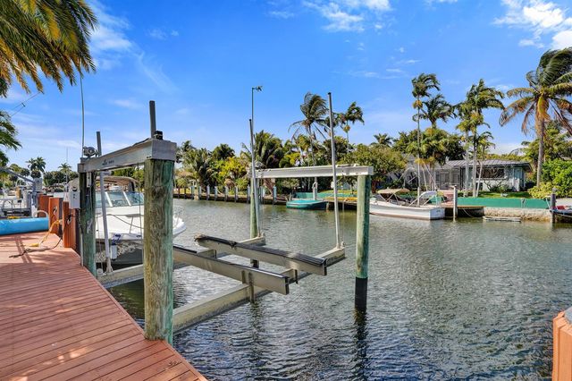 4011 NE 26th Avenue, Lighthouse Point, FL 33064
