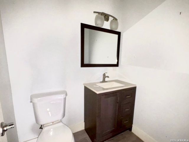 519 Enchanted River Dr, Bandera, TX 78003