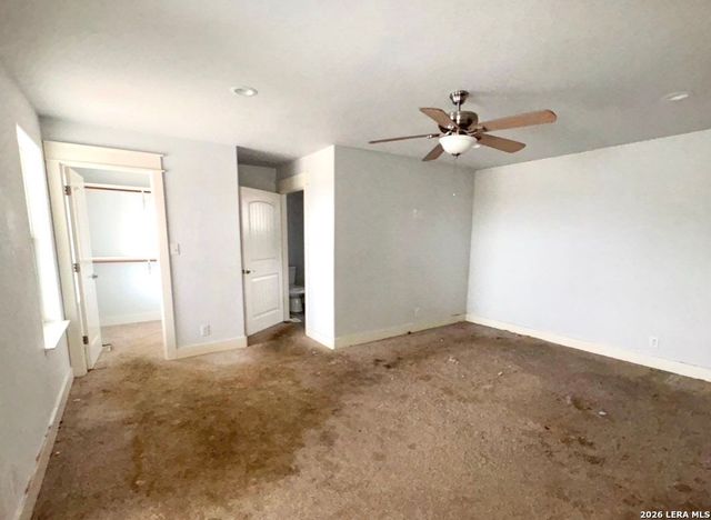 519 Enchanted River Dr, Bandera, TX 78003