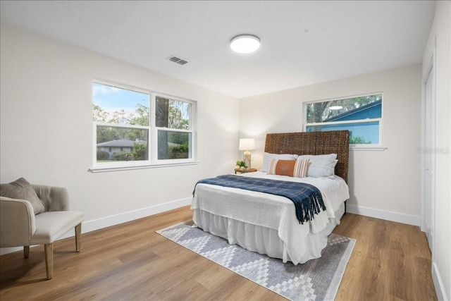 801 NW 37TH DRIVE, Gainesville, FL 32605