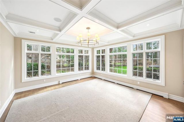 2 Alford Drive, Saddle River, NJ 07458