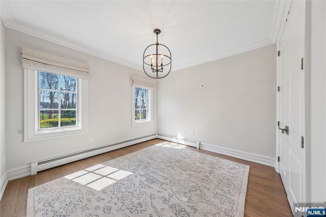 2 Alford Drive, Saddle River, NJ 07458