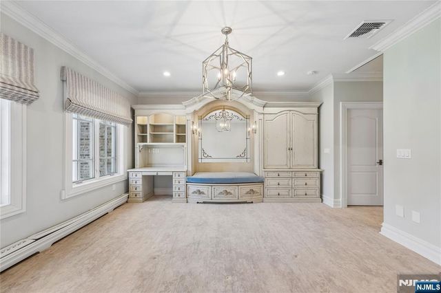 2 Alford Drive, Saddle River, NJ 07458