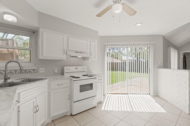 2618 Village Circle Drive, Katy, TX 77493