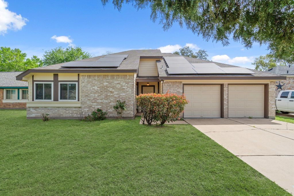 2618 Village Circle Drive, Katy, TX 77493