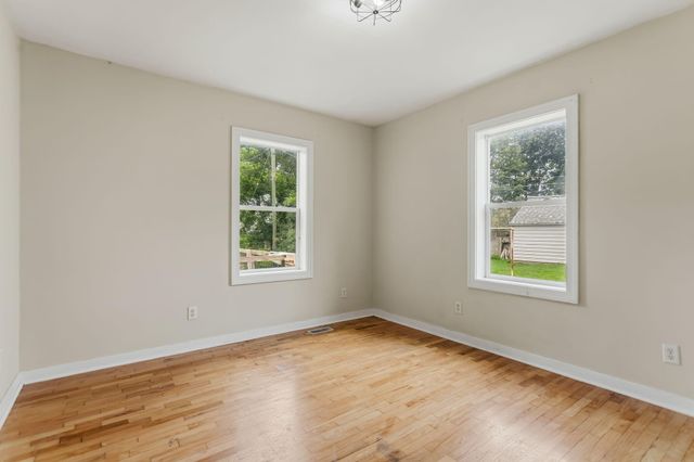798 Myrtle Avenue, Holland City, MI 49423