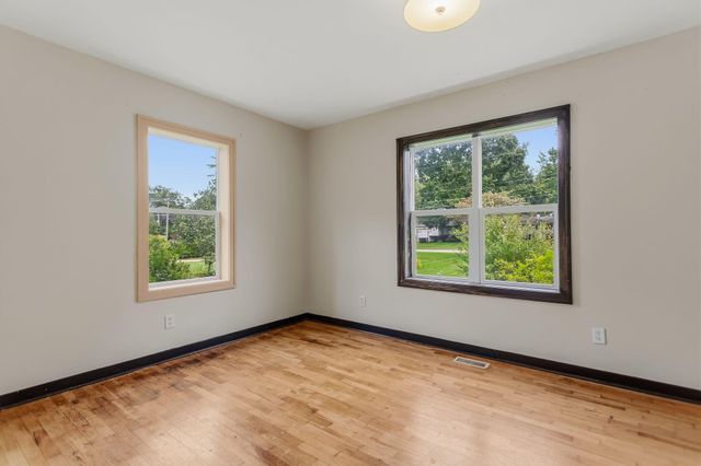 798 Myrtle Avenue, Holland City, MI 49423