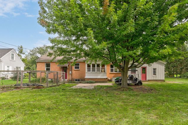 798 Myrtle Avenue, Holland City, MI 49423