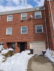 428 Fernside Place 428, Far Rockaway, NY 11691