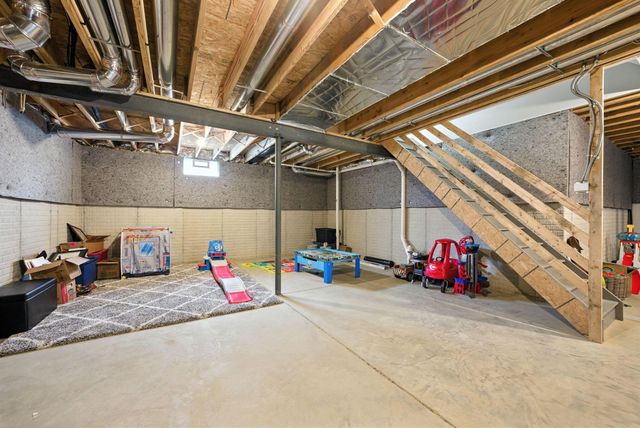 5561 Springwick Court, Powell, OH 43065