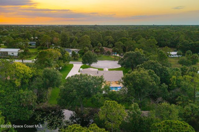 4625 Hidden Lakes Place, Melbourne, FL 32934