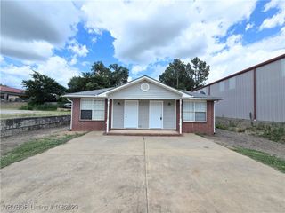 19-21 S 14th Street, Van Buren, AR 72956