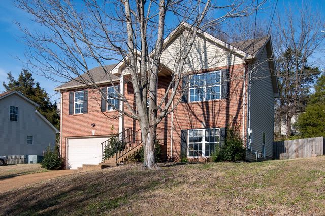 1505 Sudbury Ct, Old Hickory, TN 37138