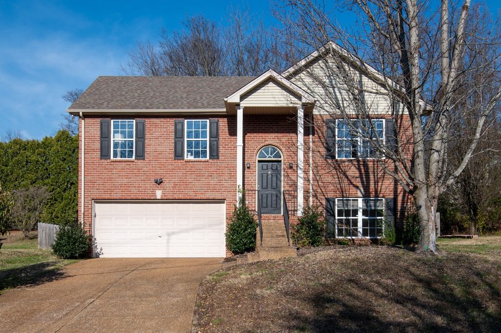 1505 Sudbury Ct, Old Hickory, TN 37138
