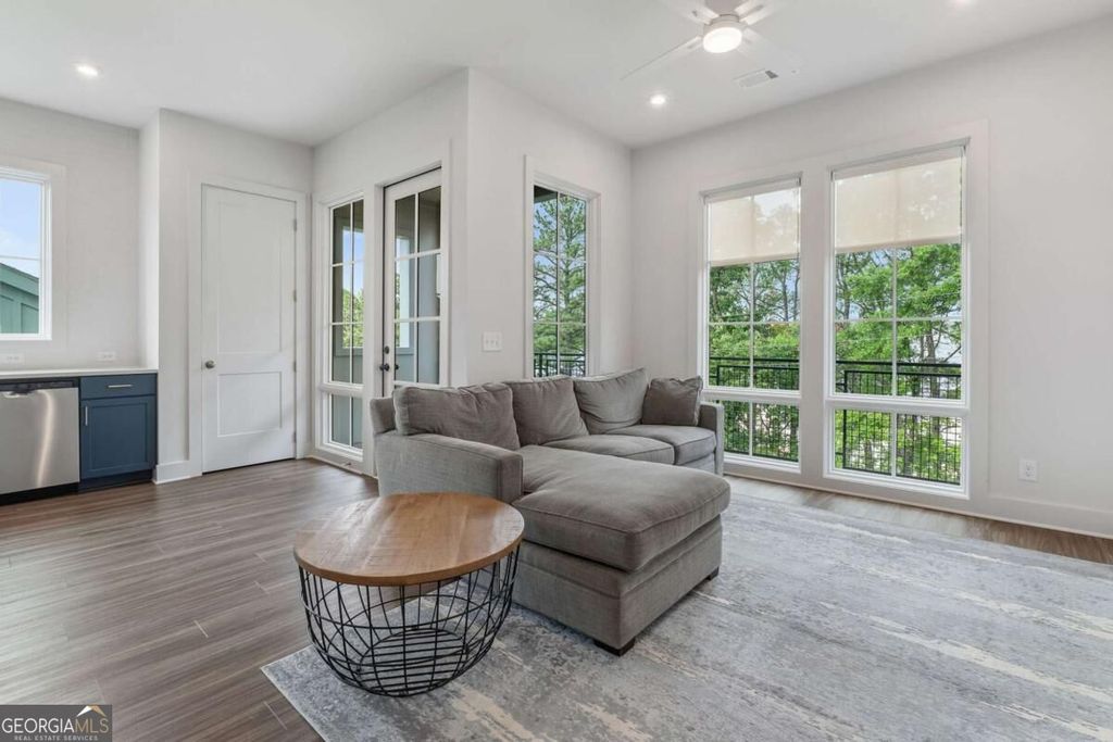 1290 Longreen Terrace NW 2, Atlanta, GA 30318 — photo 5