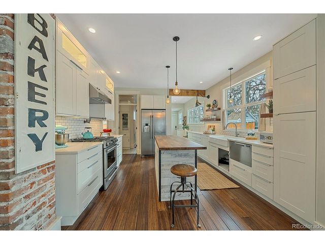 5716 Saulsbury St, Arvada, CO 80002