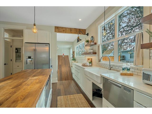 5716 Saulsbury St, Arvada, CO 80002