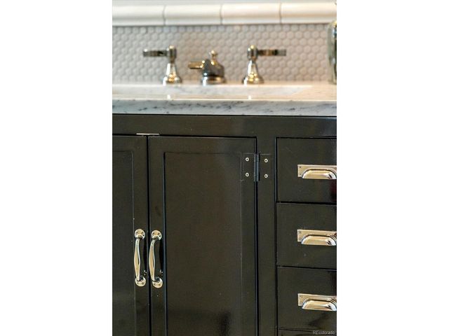 5716 Saulsbury St, Arvada, CO 80002