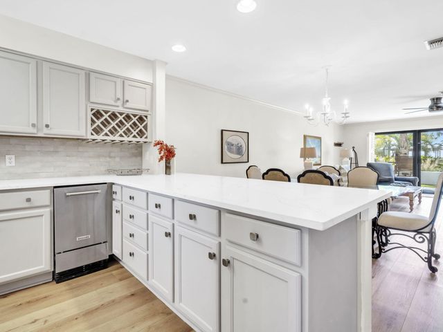 520 Gulf Shore Drive UNIT 111, Destin, FL 32541