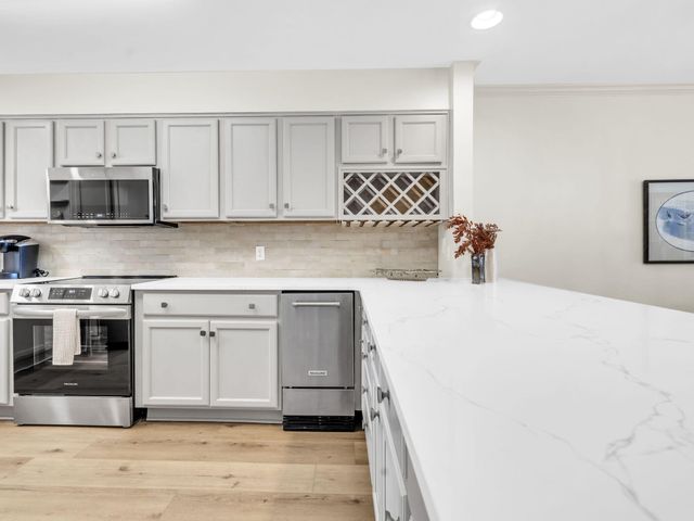 520 Gulf Shore Drive UNIT 111, Destin, FL 32541