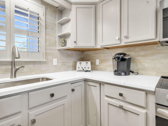 520 Gulf Shore Drive UNIT 111, Destin, FL 32541