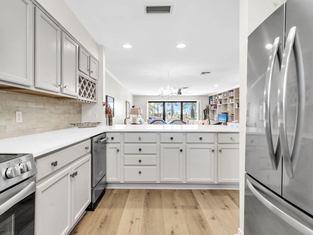 520 Gulf Shore Drive UNIT 111, Destin, FL 32541