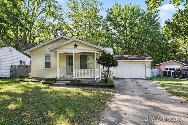102 Sluyter Street SE, Kentwood, MI 49548
