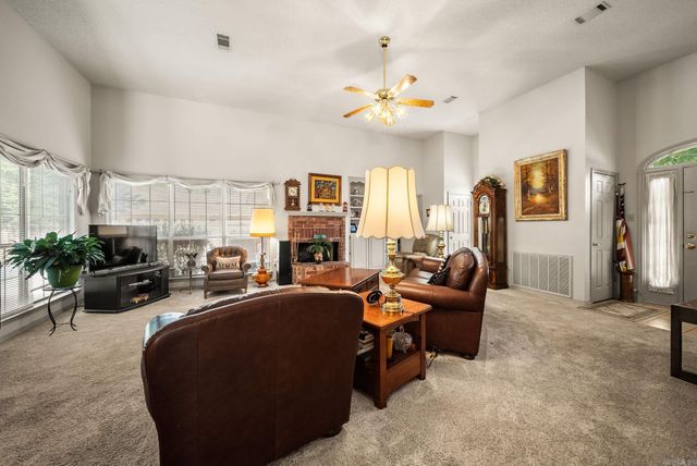3045 St Charles Drive, Conway, AR 72034