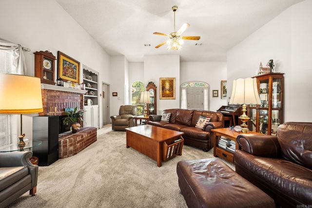 3045 St Charles Drive, Conway, AR 72034