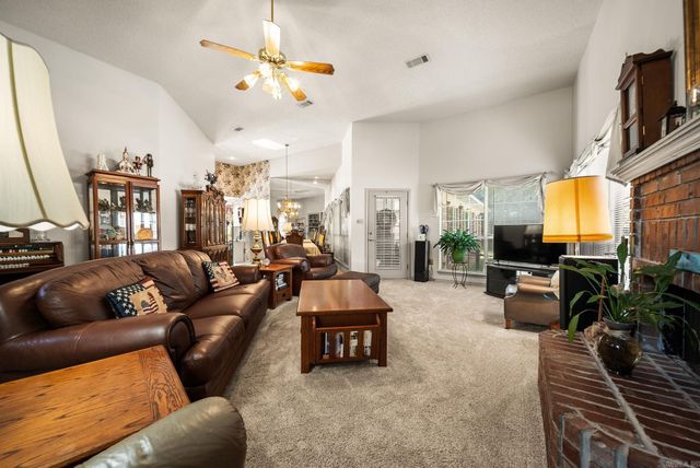 3045 St Charles Drive, Conway, AR 72034