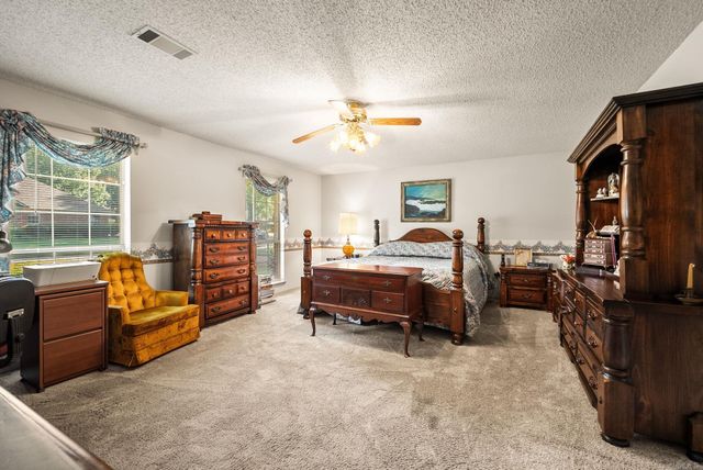 3045 St Charles Drive, Conway, AR 72034