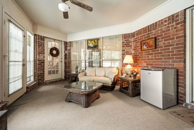 3045 St Charles Drive, Conway, AR 72034