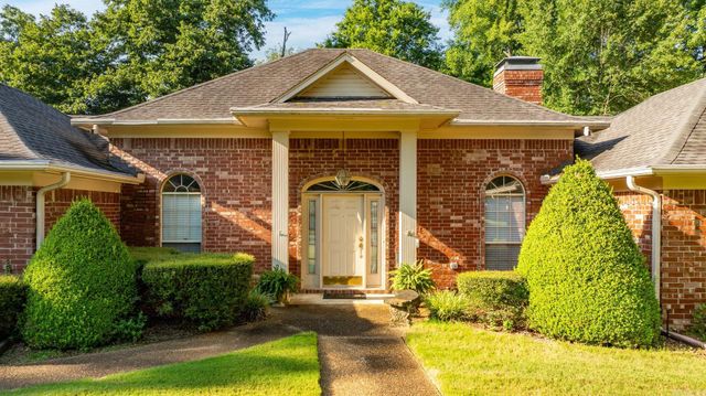 3045 St Charles Drive, Conway, AR 72034