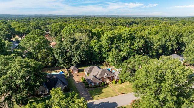 3045 St Charles Drive, Conway, AR 72034