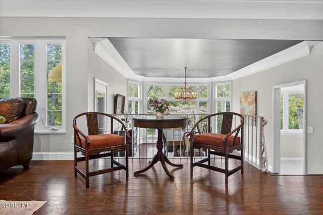 3700 W Bancroft Street, Ottawa Hills, OH 43606