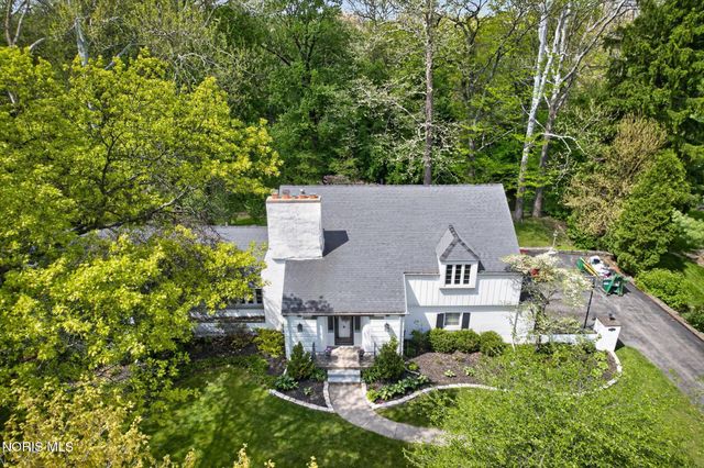 3700 W Bancroft Street, Ottawa Hills, OH 43606